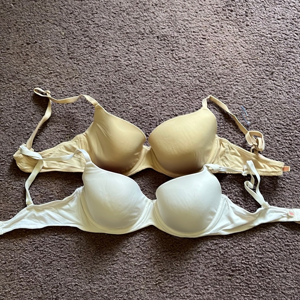 Victorias Secret T-shirt bra (pack of 2)